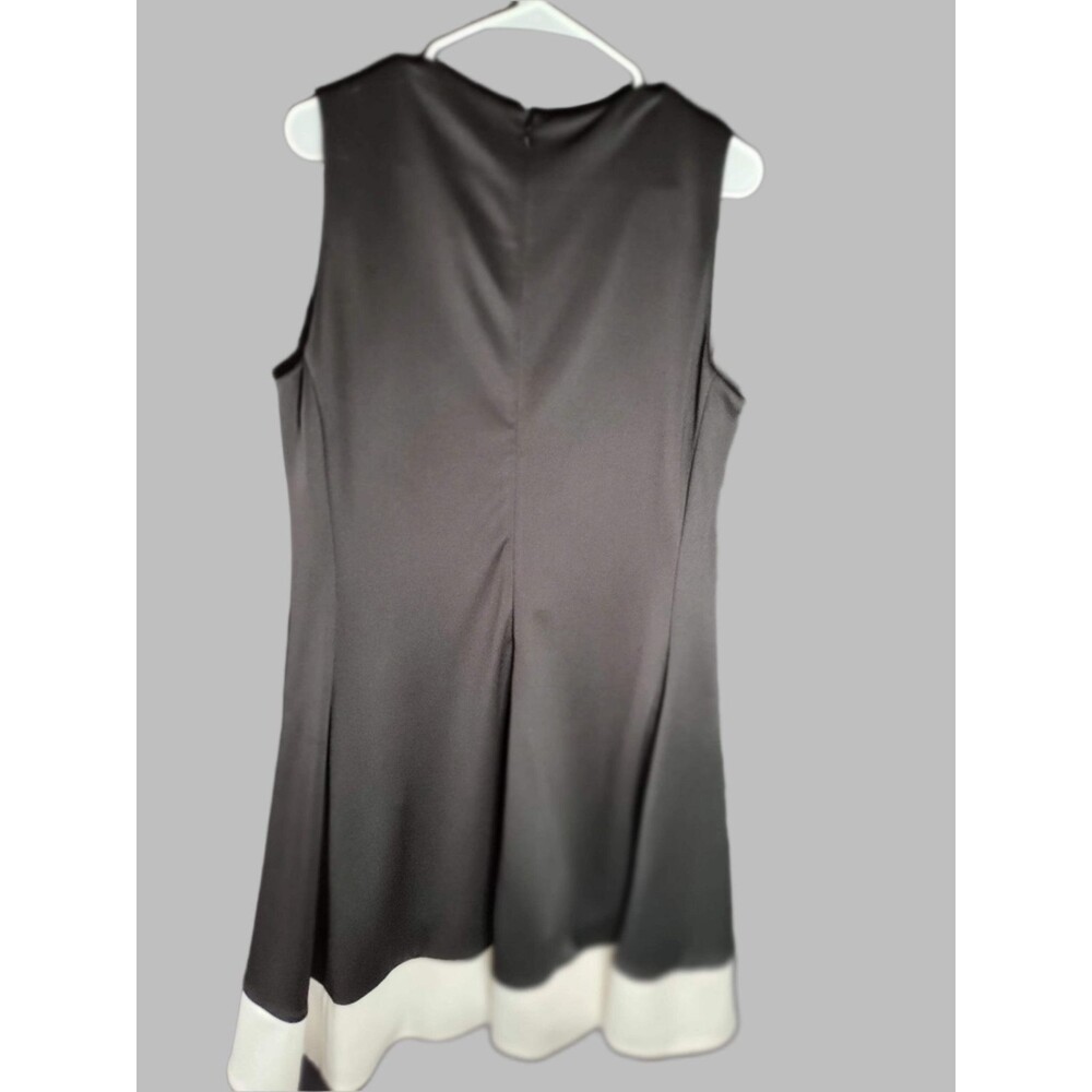 DKNY Black Dress with Zipper Front and White Hem Trim - Size 14 - Picture 2 of 4